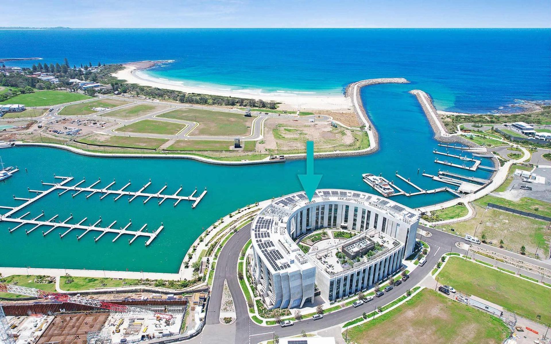 Nautilus View - Luxury Marina Getaway Apartment